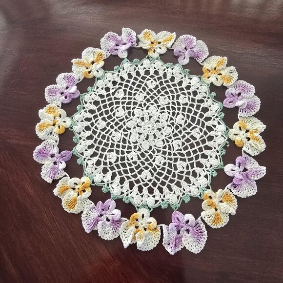 Vintage Doily Hand Crochet Pansy Floral Border - Picture 7 of 7